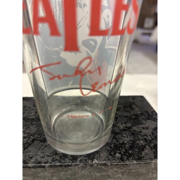 The Beatles commemorative Collective Pint Glasses - Picture 8 of 16